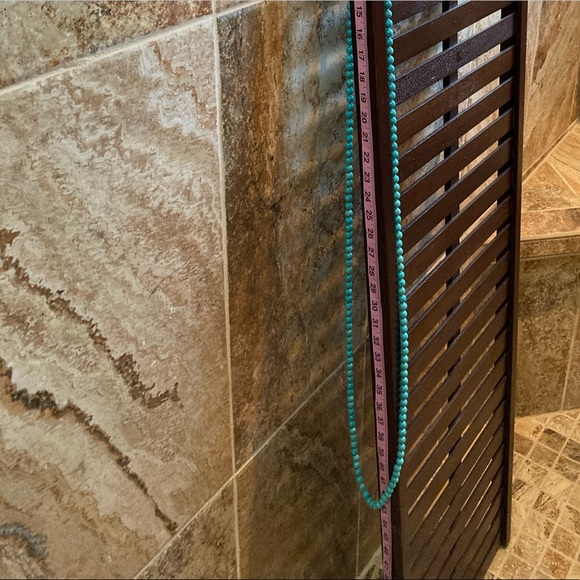 Turquoise bead knotted necklace. - Picture 9 of 16